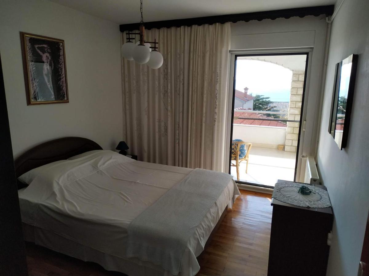 Apartments Marino Novi Vinodolski Esterno foto