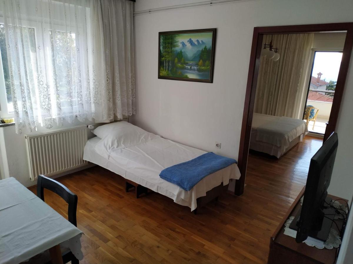 Apartments Marino Novi Vinodolski Esterno foto