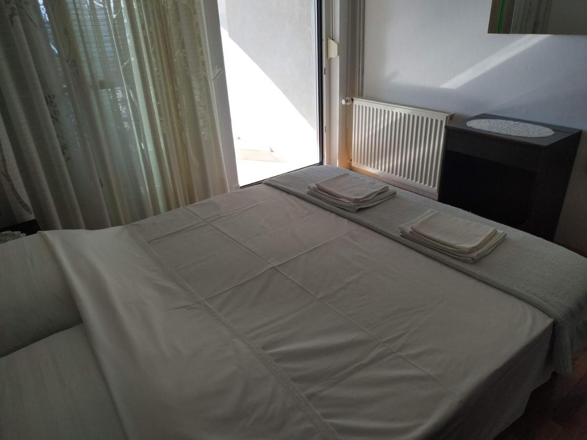 Apartments Marino Novi Vinodolski Esterno foto