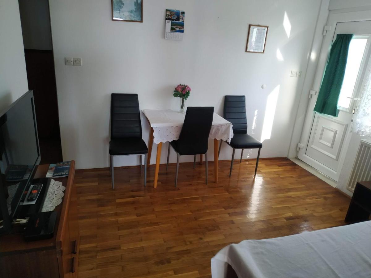 Apartments Marino Novi Vinodolski Esterno foto