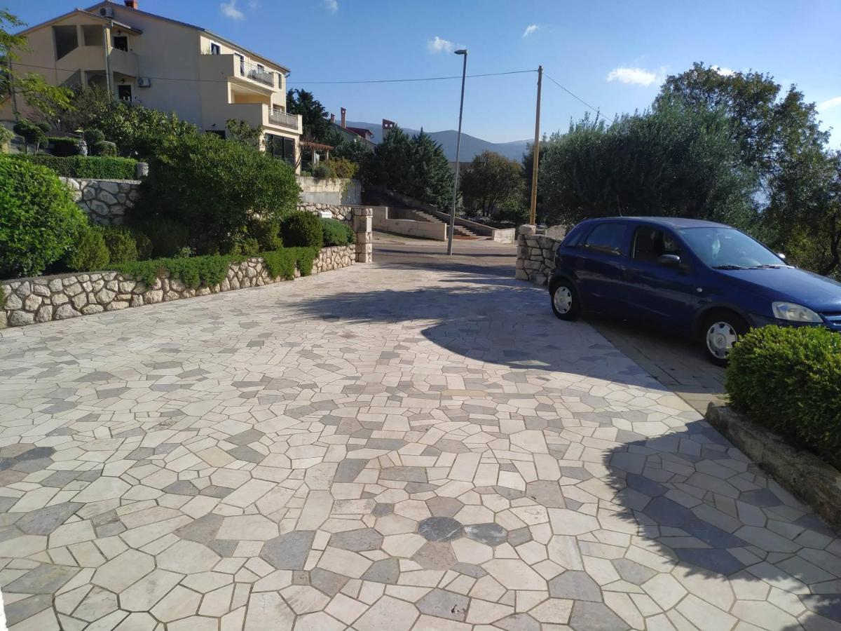 Apartments Marino Novi Vinodolski Esterno foto