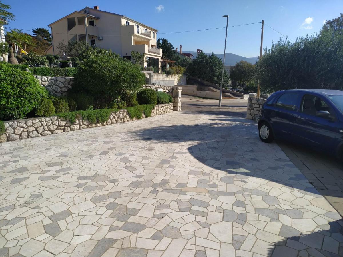 Apartments Marino Novi Vinodolski Esterno foto
