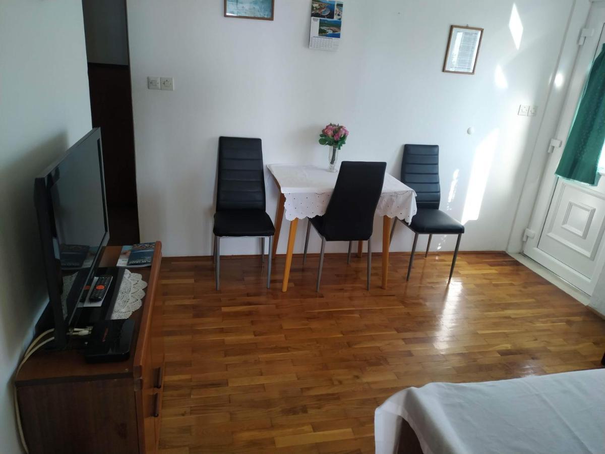 Apartments Marino Novi Vinodolski Esterno foto