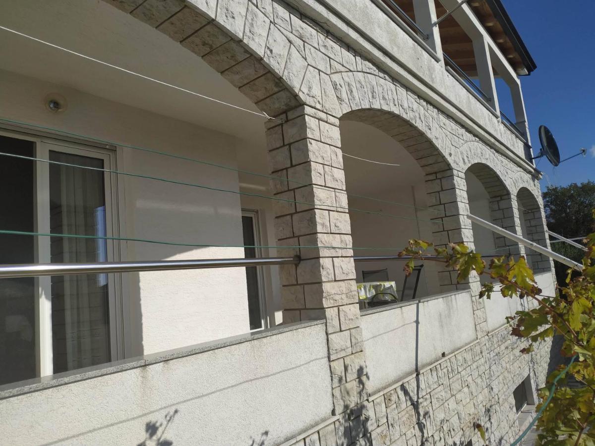 Apartments Marino Novi Vinodolski Esterno foto