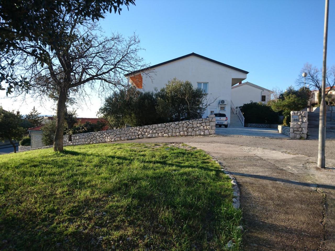 Apartments Marino Novi Vinodolski Esterno foto