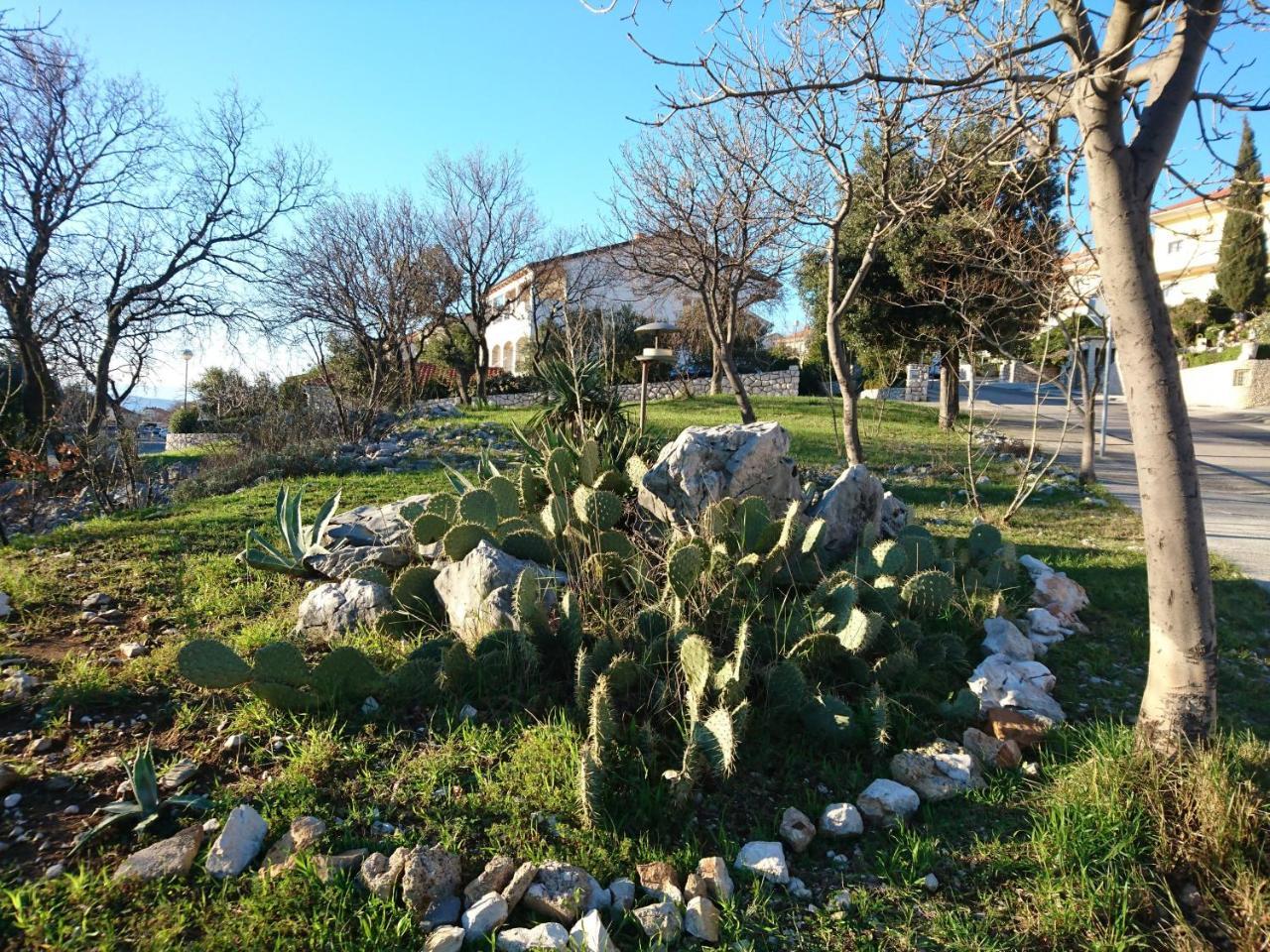 Apartments Marino Novi Vinodolski Esterno foto