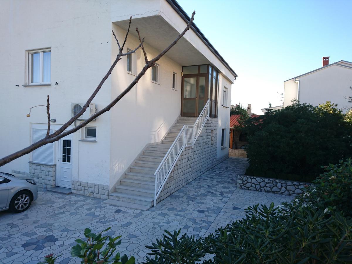 Apartments Marino Novi Vinodolski Esterno foto